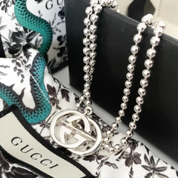 Auth Gucci Interlocking Necklace / Gorgeous 😍 - Picture 4 of 11
